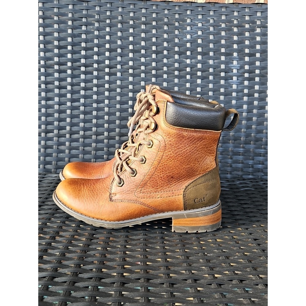 Womens caterpillar boots Brown Leather NEVER WORN SIZE 6 W